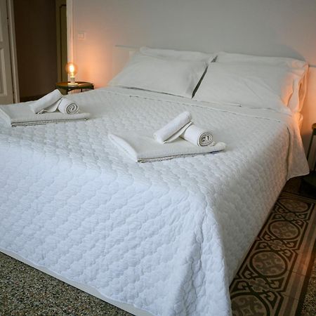 Naples 60- Historic Residence 나폴리 외부 사진