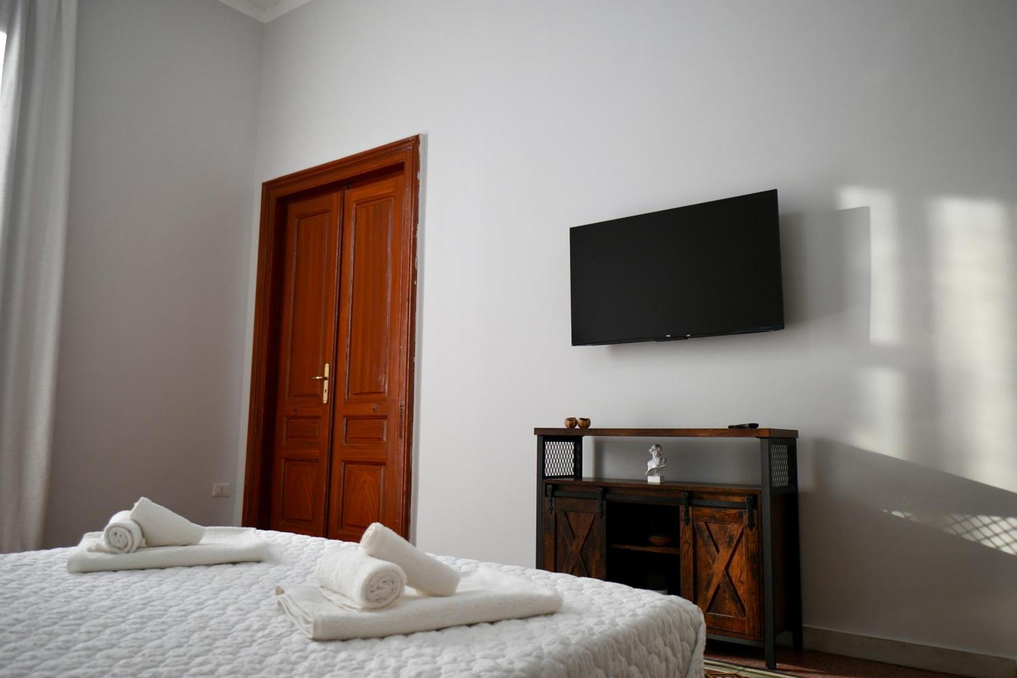 Naples 60- Historic Residence 나폴리 외부 사진